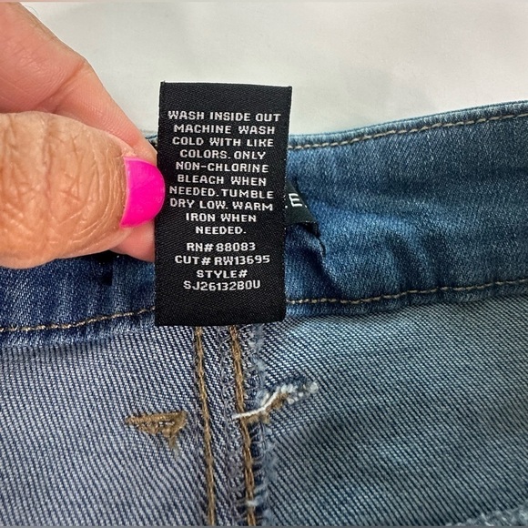 Sincerely Jules Women’s Distressed Flare Denim Jeans Size 11 - Picture 14 of 14